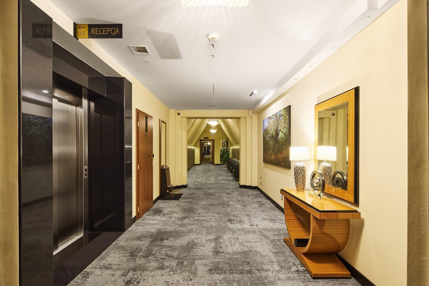 Hotel Na Półboru Sieradz Exterior foto
